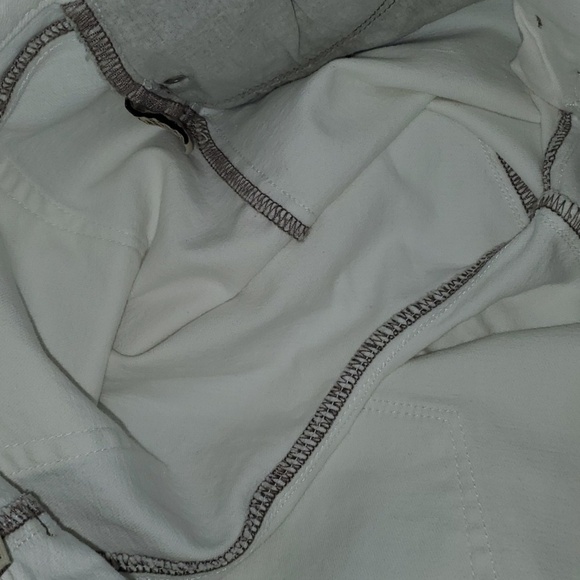CAbi Jeans Women's Size 10 White Jeans - Picture 9 of 16